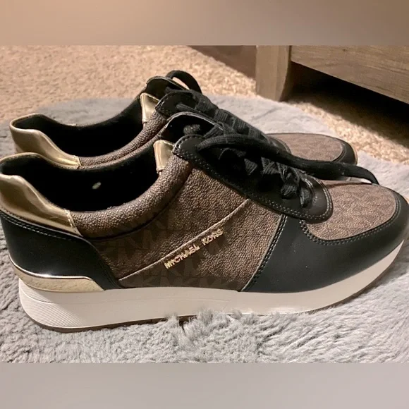 Michael Kors Womens Fashion Sneakers